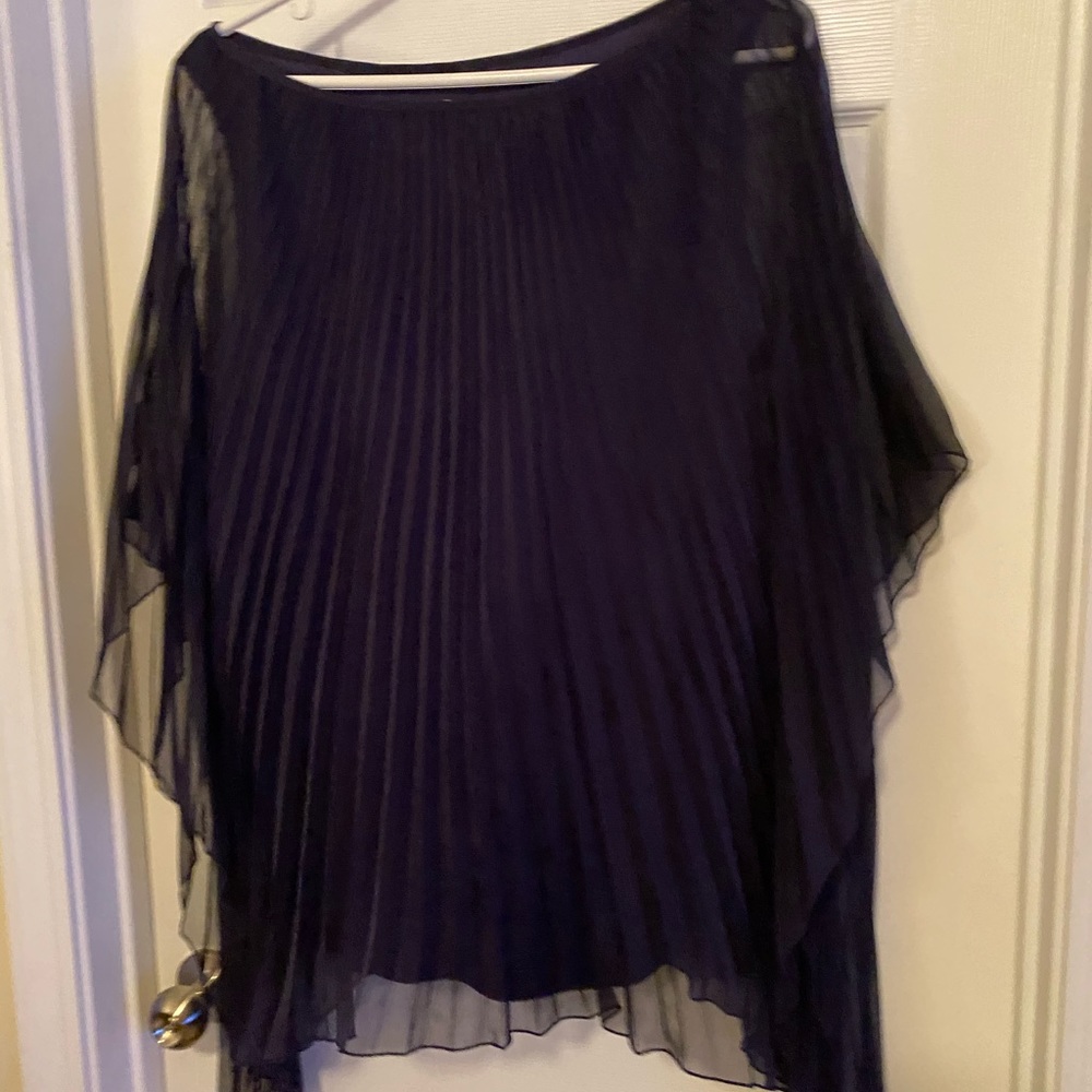 Beautiful navy blue pleated blouse- SOLD